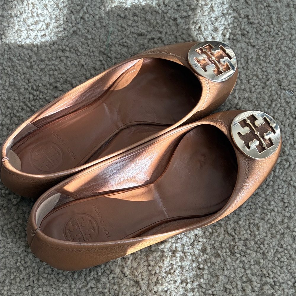 Tory Burch Tan Leather Loafers with Gold Emblem